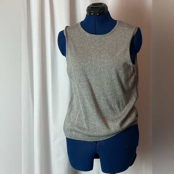 Josephine Chaus Tops - Silver Metallic Sleeveless Women's Sweater